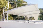膜结构遮阳雨棚的特点及优点